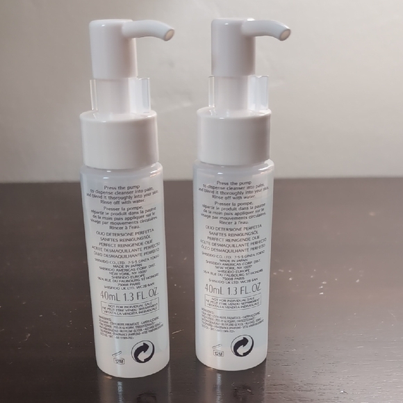 Shiseido Perfect Cleansing Oil - 2 Containers 40 mL (1.3 Fl Oz) Each, NWT - Picture 3 of 5